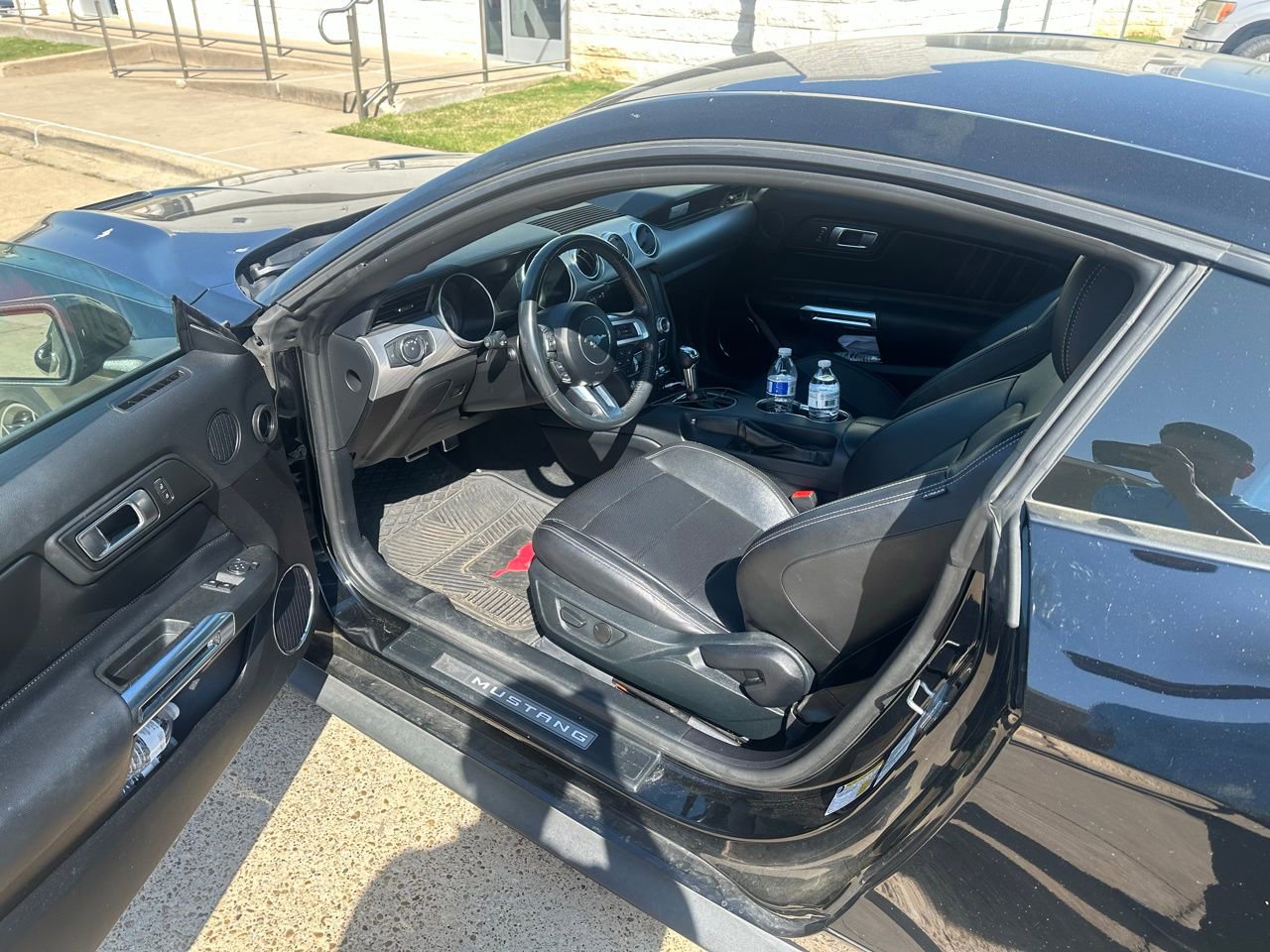 Certified 2022 Ford Mustang Premium image 11