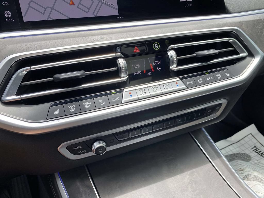 Used 2023 BMW X5 xDrive40i AWD/4WD image 19