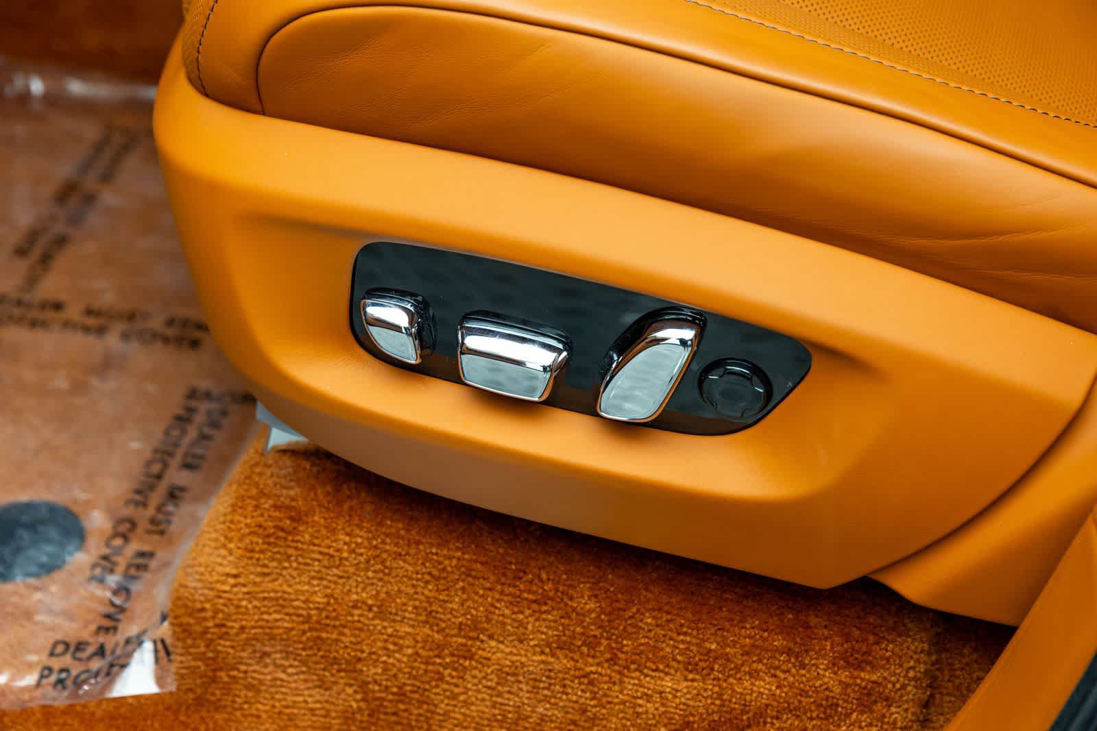 New 2026 Rolls-Royce Cullinan AWD/4WD image 13