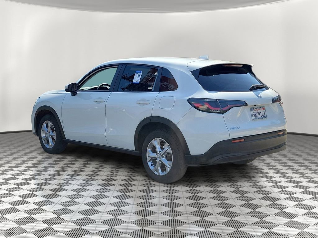 Certified 2023 Honda HR-V LX image 4