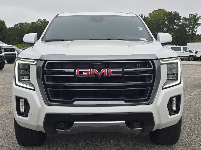 Used 2023 GMC Yukon XL AT4 w/ Technology Package AWD/4WD image 8