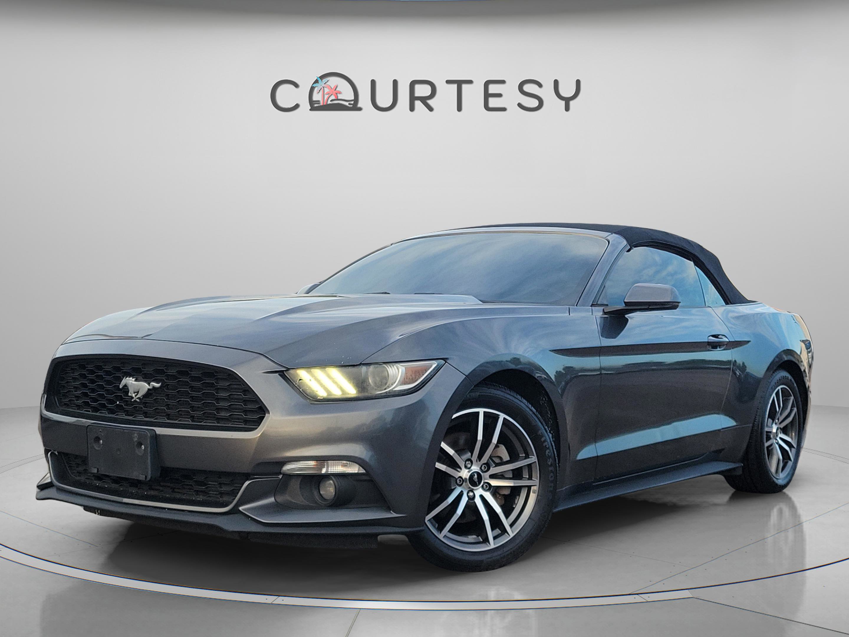 Used 2016 Ford Mustang Premium image 1