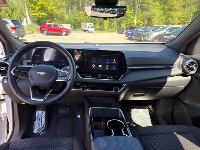 Used 2025 Chevrolet Equinox LT w/ Safety and Technology Package FWD image 19