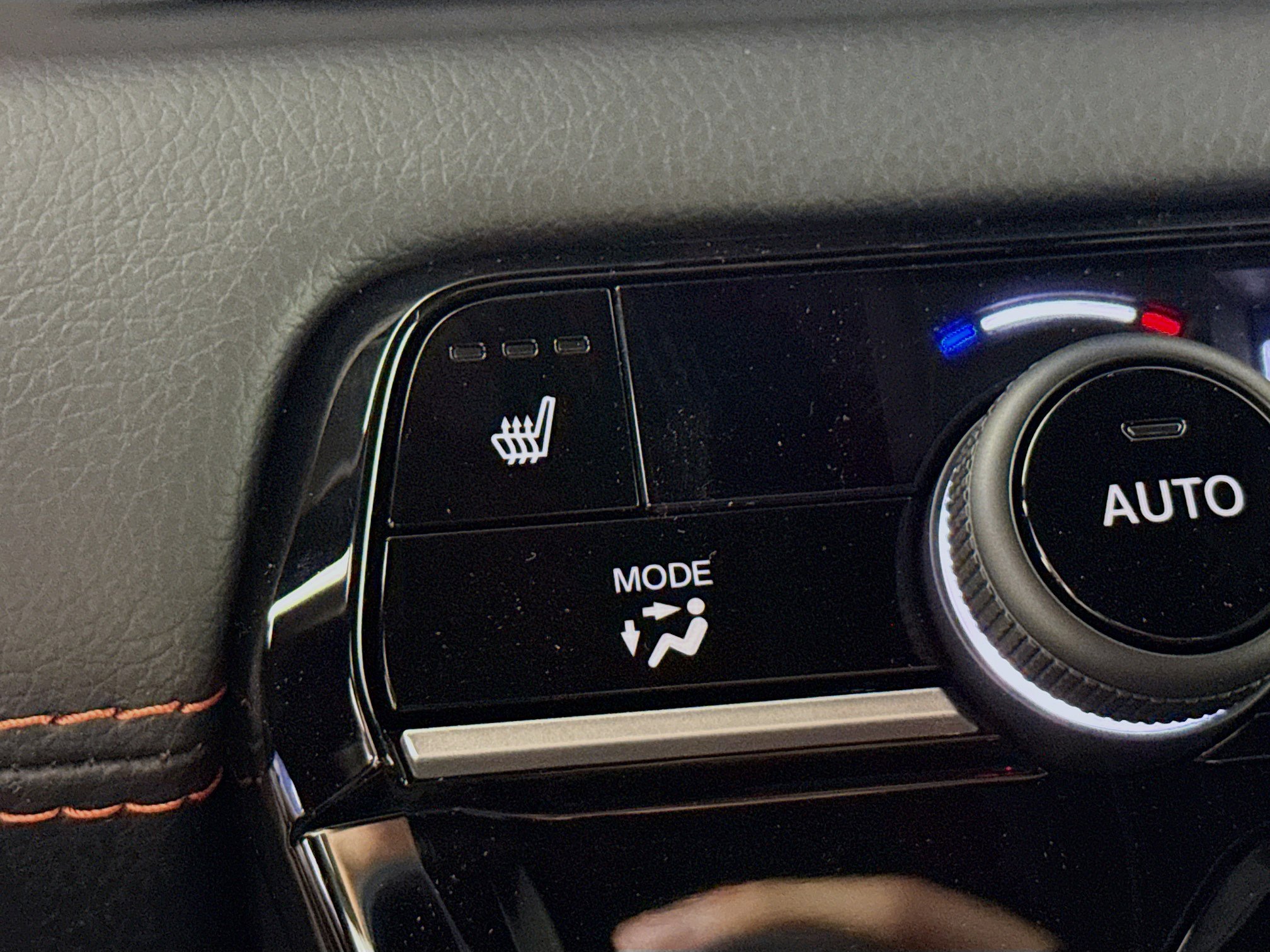 New 2026 Honda Pilot Sport image 25
