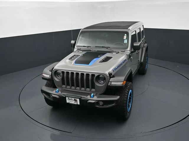 Used 2023 Jeep Wrangler Unlimited Rubicon 4xe w/ Cold Weather Group AWD/4WD image 13