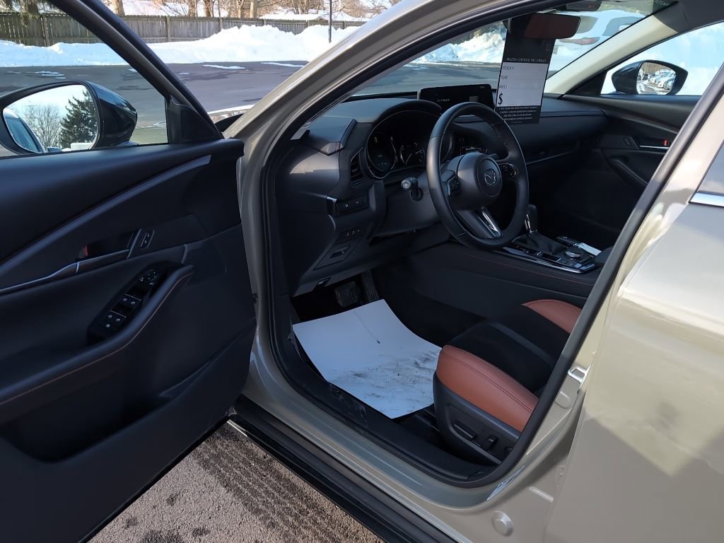 Certified 2025 MAZDA CX-30 Carbon image 12