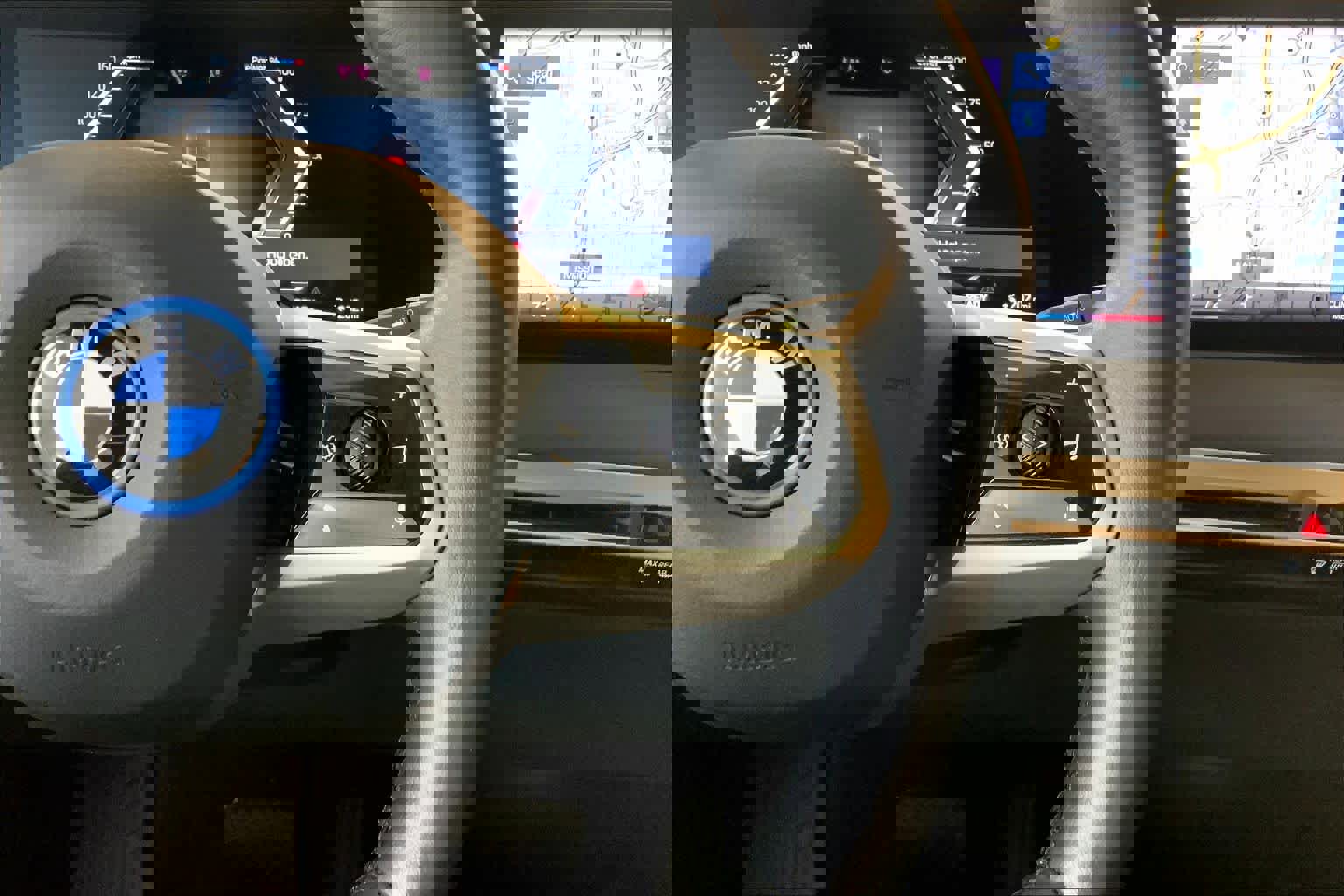 Used 2023 BMW iX M60 image 25