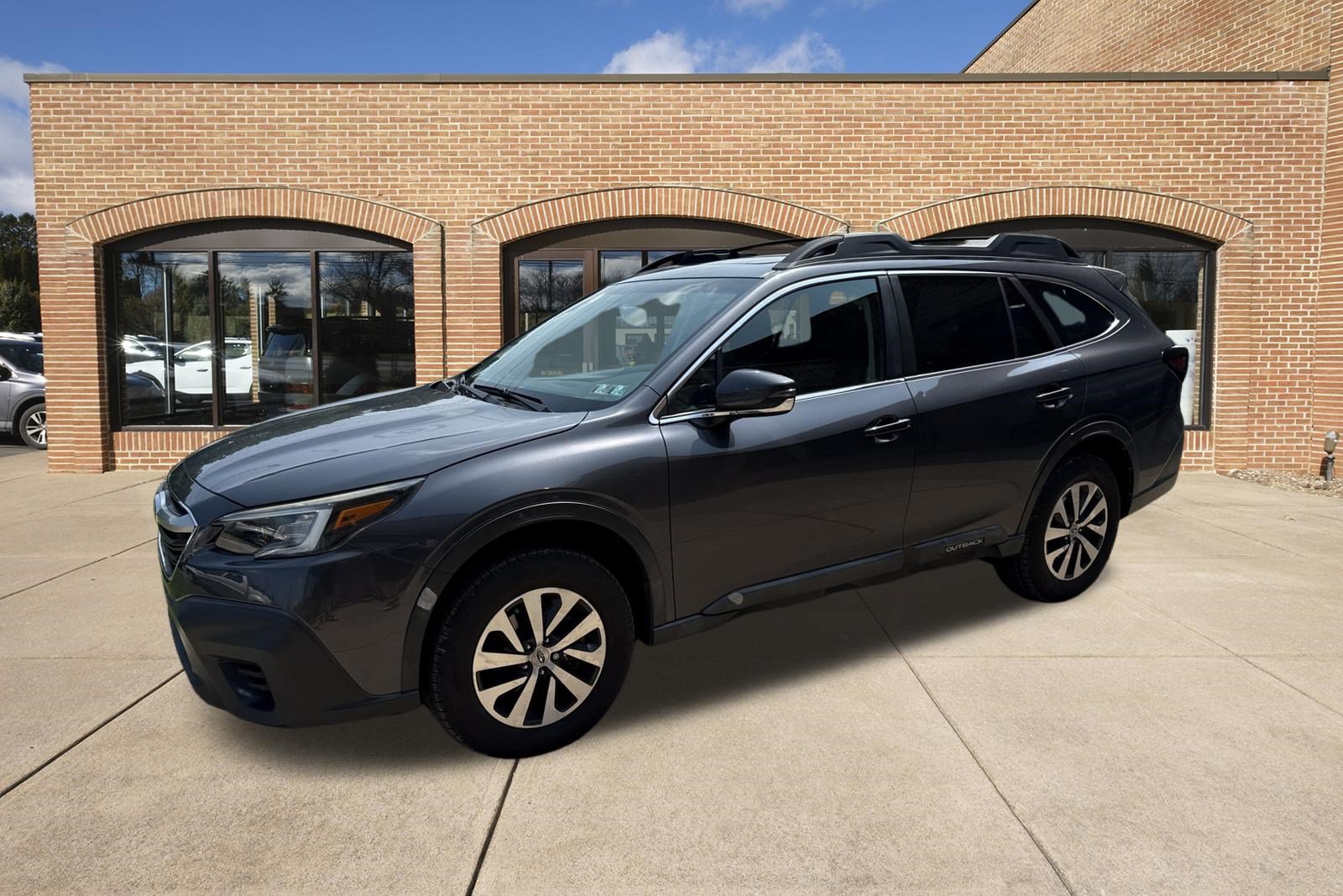 Used 2020 Subaru Outback Premium w/ Popular Package #1 AWD/4WD image 7