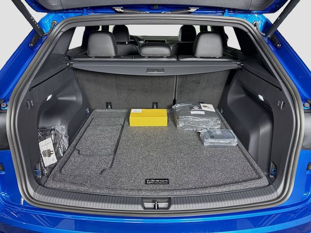 New 2025 Volkswagen Atlas Cross Sport SE image 26