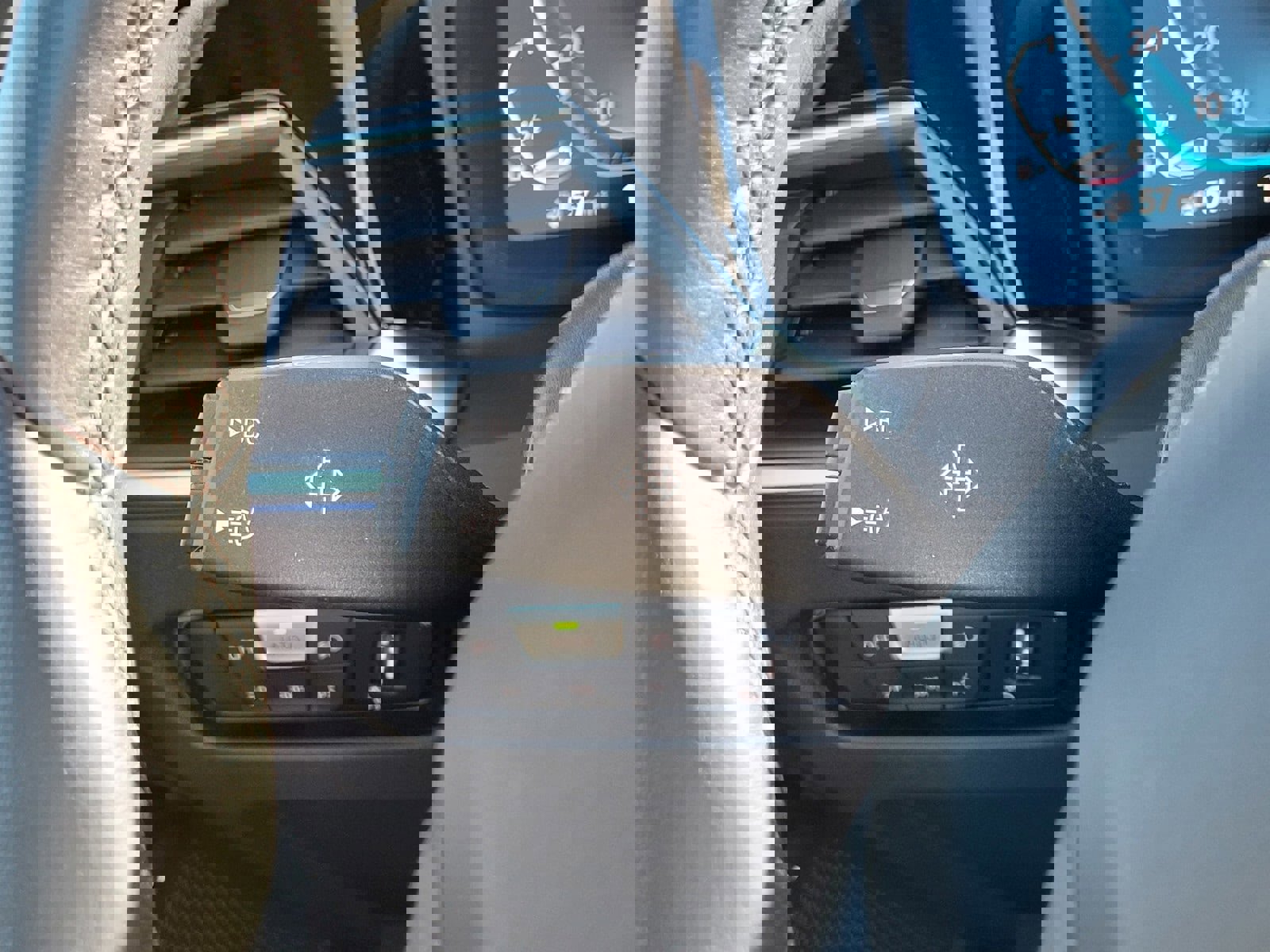 Used 2022 BMW 330e xDrive w/ Premium Package image 22