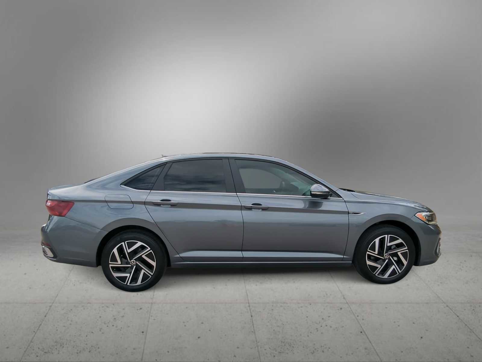 Used 2024 Volkswagen Jetta SEL image 9