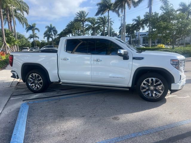 Used 2023 GMC Sierra 1500 Denali w/ Denali Reserve Package image 4