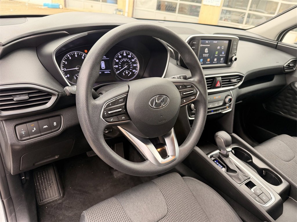 Used 2019 Hyundai Santa Fe SE image 14