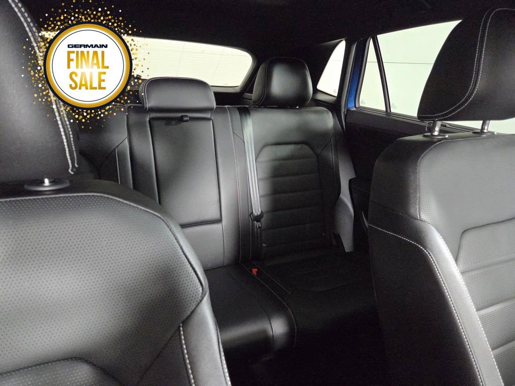 Certified 2025 Volkswagen Atlas Cross Sport SEL R-Line image 13