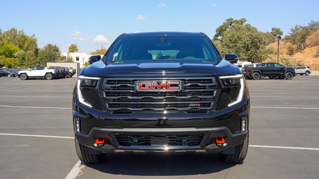 New 2026 GMC Acadia AT4 w/ Luxury Package AWD/4WD image 4