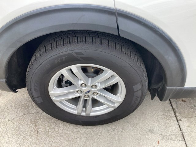 Used 2022 Ford Explorer XLT w/ Equipment Group 202A image 13