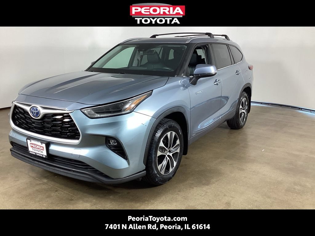 Used 2021 Toyota Highlander XLE