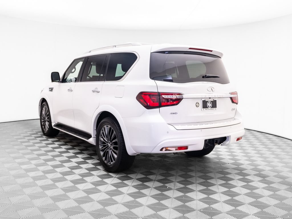 Used 2023 INFINITI QX80 Sensory w/ All-Season Package AWD/4WD image 3