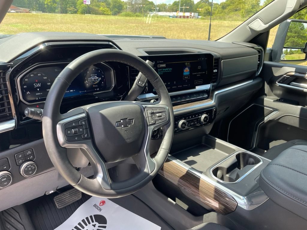 Used 2026 Chevrolet Silverado 2500 LT w/ Trail Boss Package AWD/4WD image 31