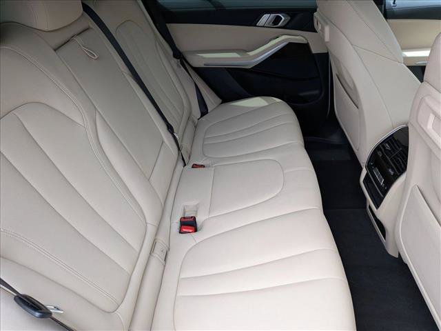 Used 2021 BMW X5 xDrive40i w/ Convenience Package AWD/4WD image 22