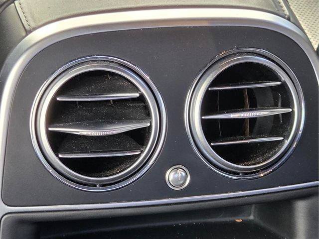 Used 2018 Mercedes-Benz S 560 Sedan image 13
