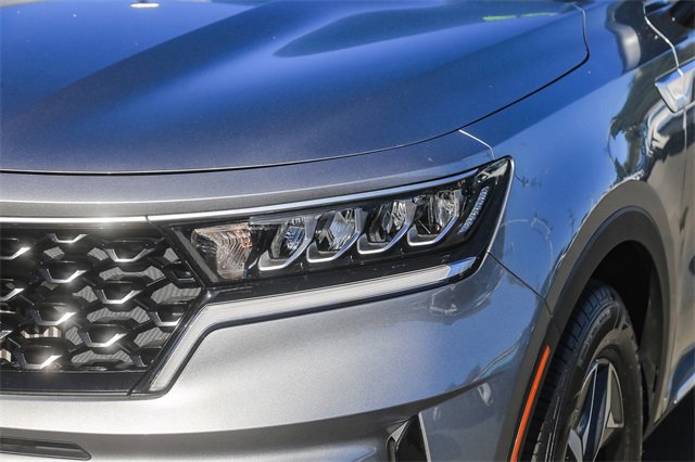 Certified 2023 Kia Sorento EX w/ Panoramic Sunroof Package image 6