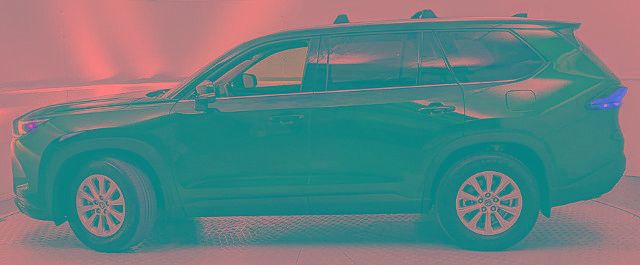 Used 2024 Toyota Grand Highlander XLE image 5