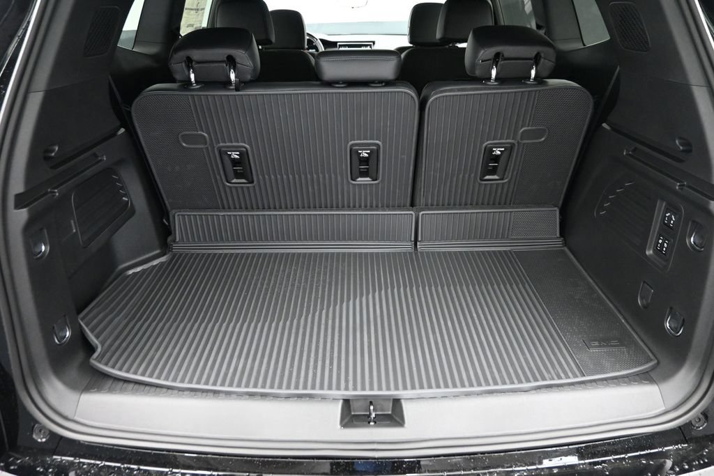 New 2026 GMC Acadia Denali w/ Super Cruise Package AWD/4WD image 14