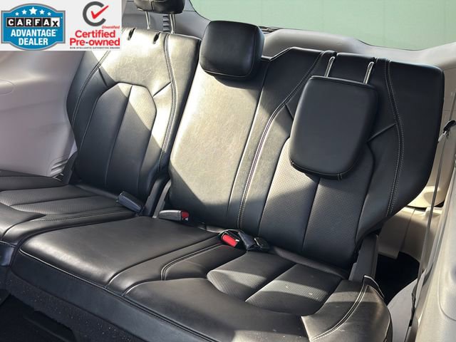 Certified 2024 Chrysler Pacifica Touring-L image 21