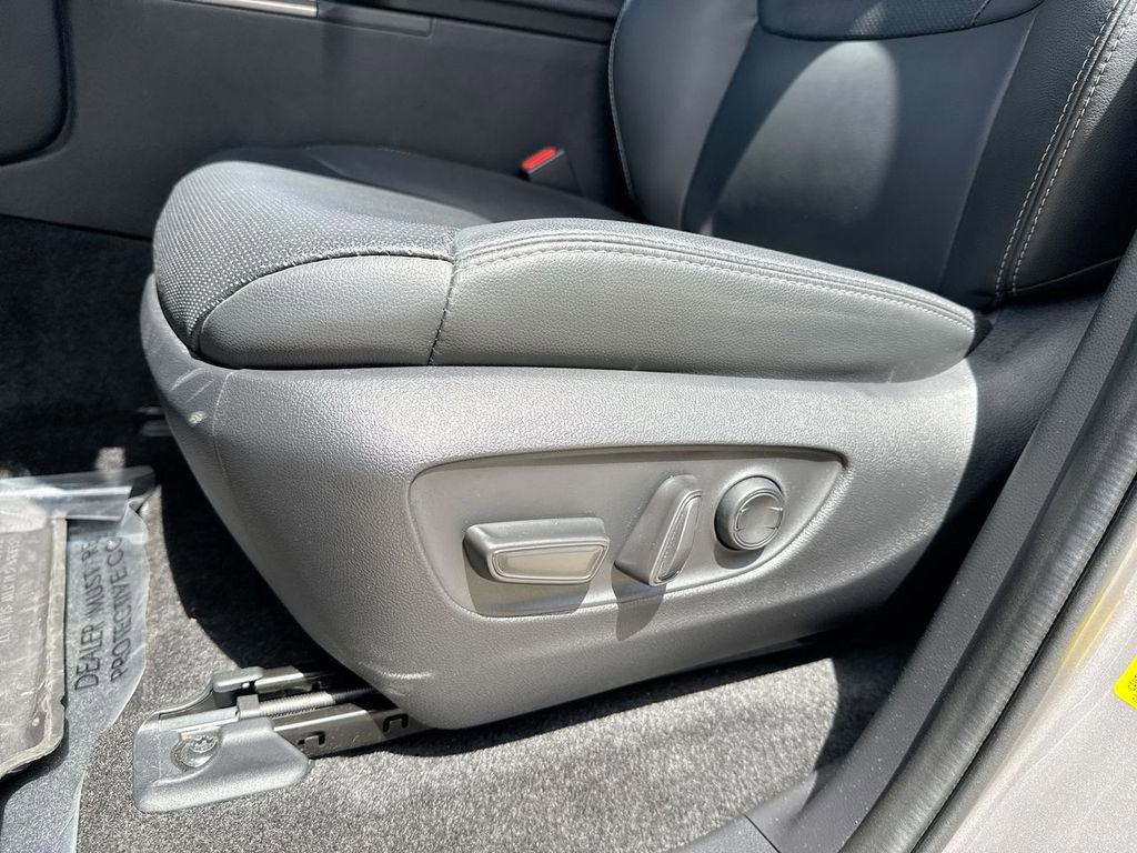 Used 2025 Toyota Land Cruiser AWD/4WD image 12