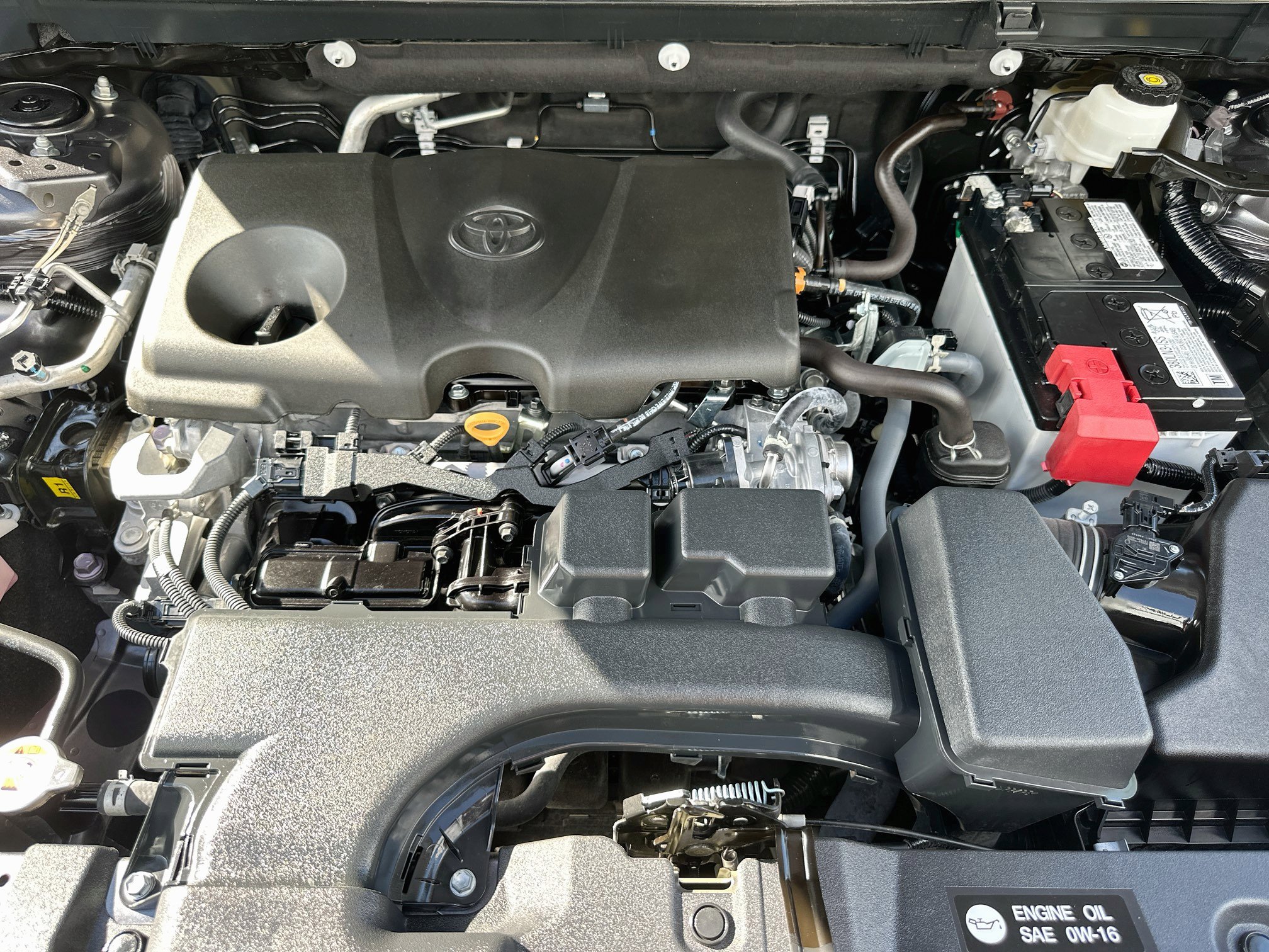 Used 2025 Toyota RAV4 XLE Premium FWD image 30
