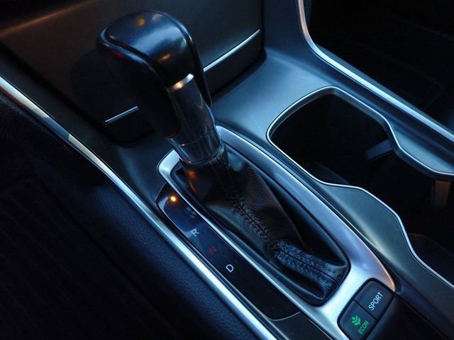 Used 2018 Honda Accord Sport image 24