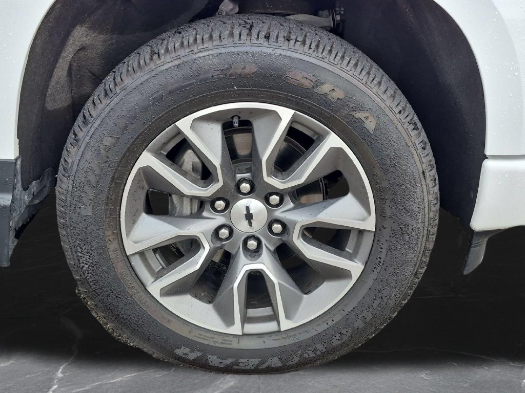 Used 2022 Chevrolet Silverado 1500 RST AWD/4WD image 31