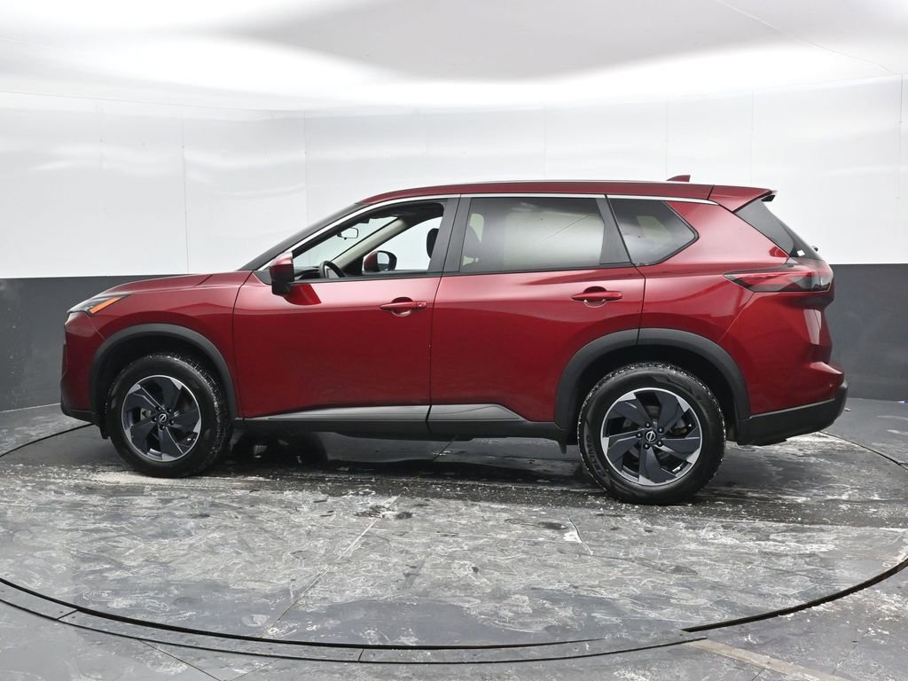 Used 2024 Nissan Rogue SV image 10
