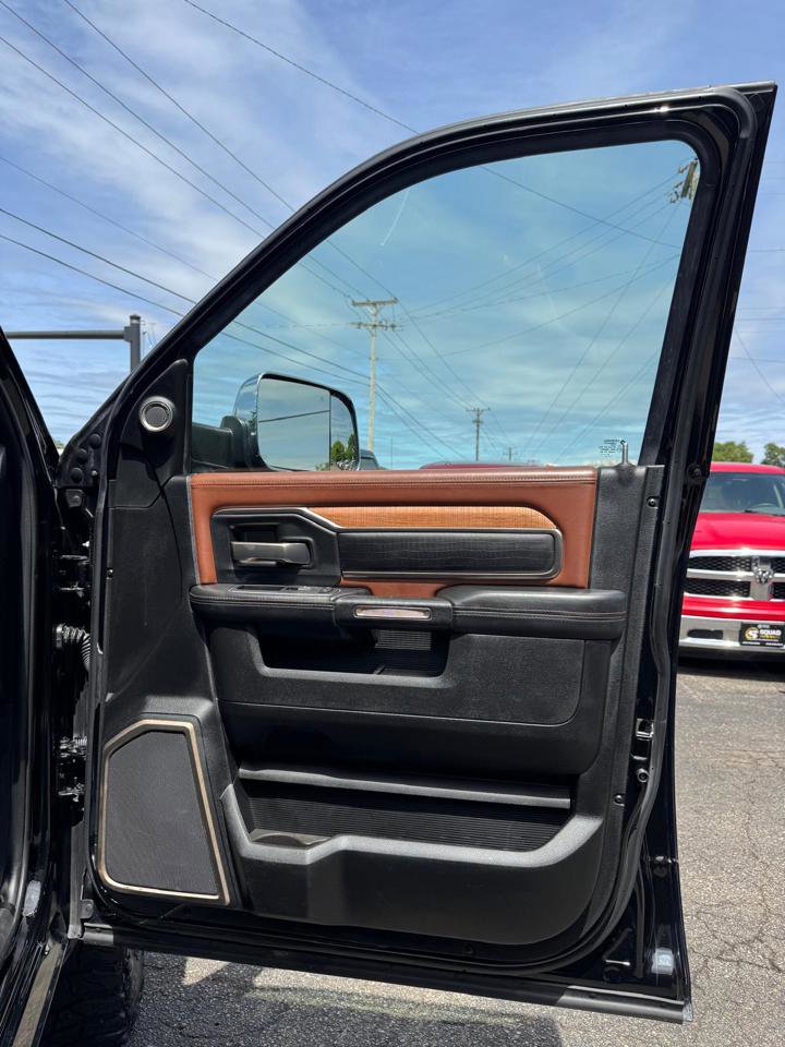 Used 2020 RAM 3500 Limited AWD/4WD image 18
