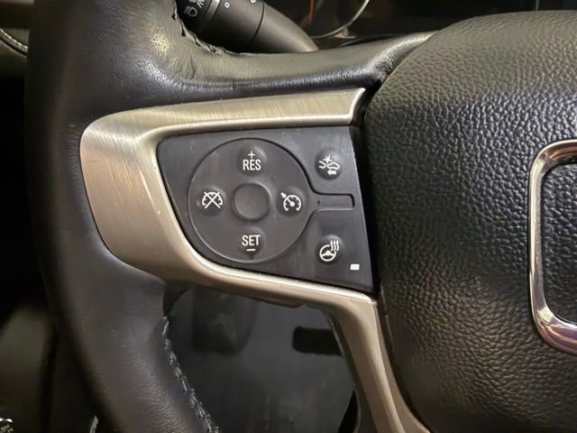 Used 2022 GMC Acadia Denali w/ Black Diamond Edition image 18