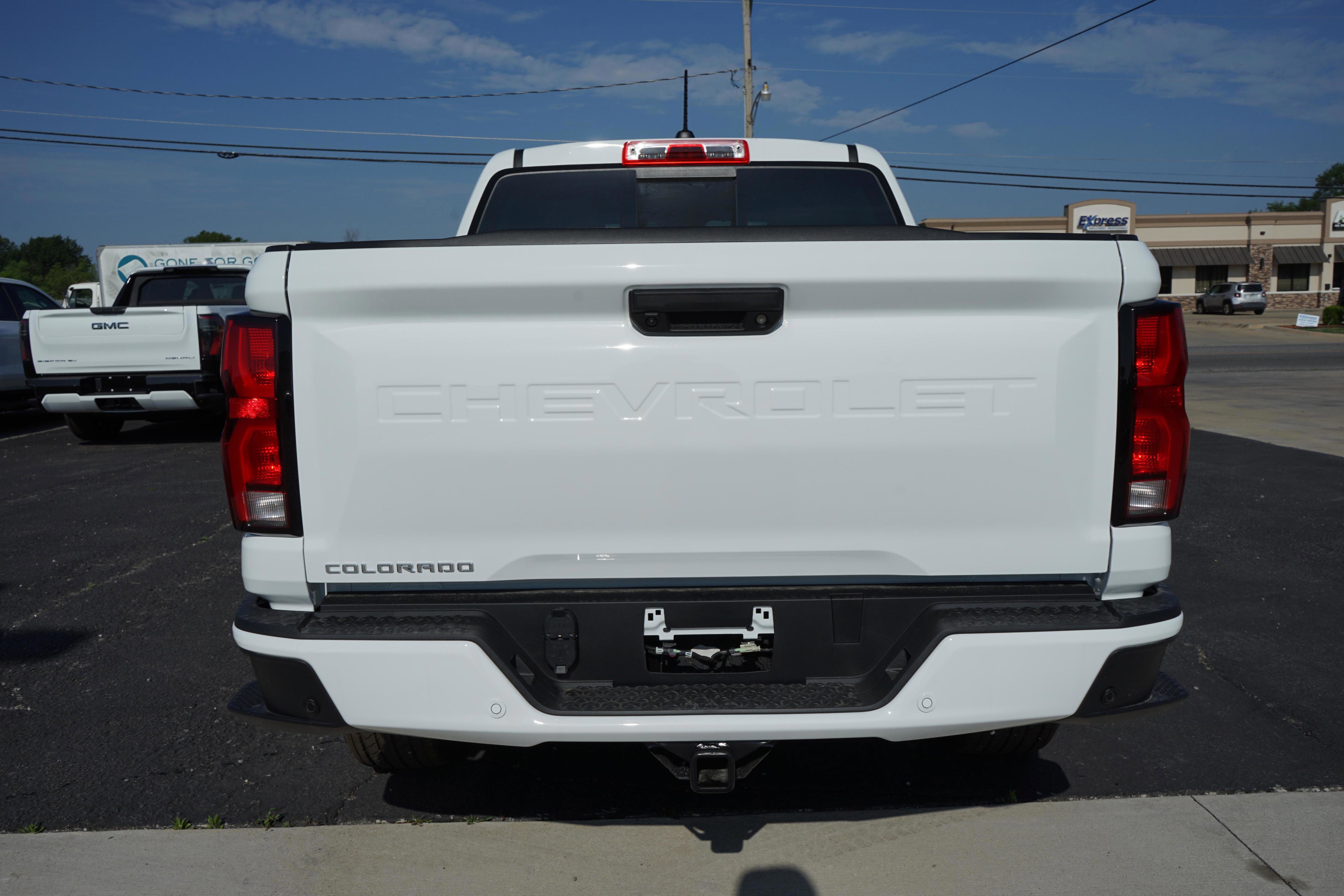 New 2025 Chevrolet Colorado LT w/ LT Convenience Package image 4