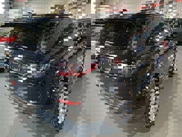 Used 2021 Land Rover Discovery Sport S image 26