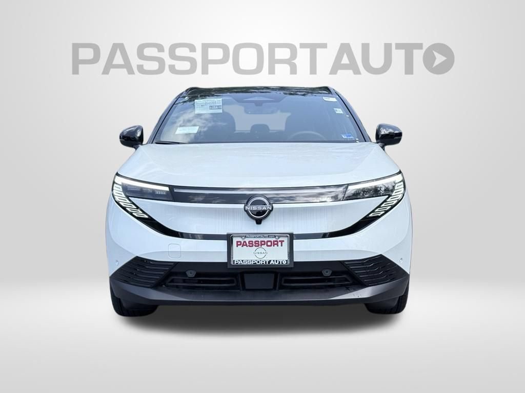 New 2026 Nissan Leaf Platinum+ w/ Illuminated Package FWD image 2