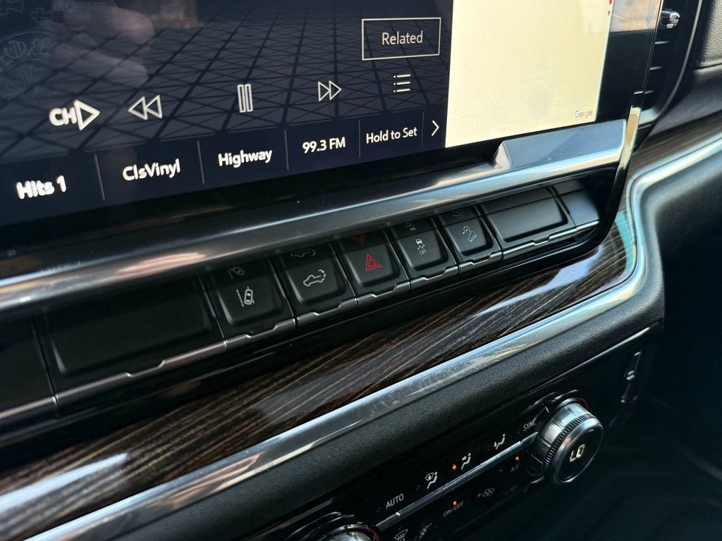 Used 2024 GMC Sierra 3500 SLE image 38