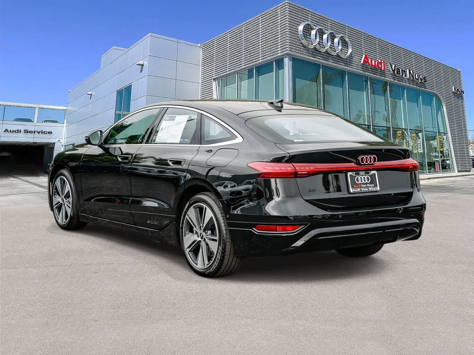 Used 2025 Audi A6 e-tron Premium Plus w/ Premium Plus image 2