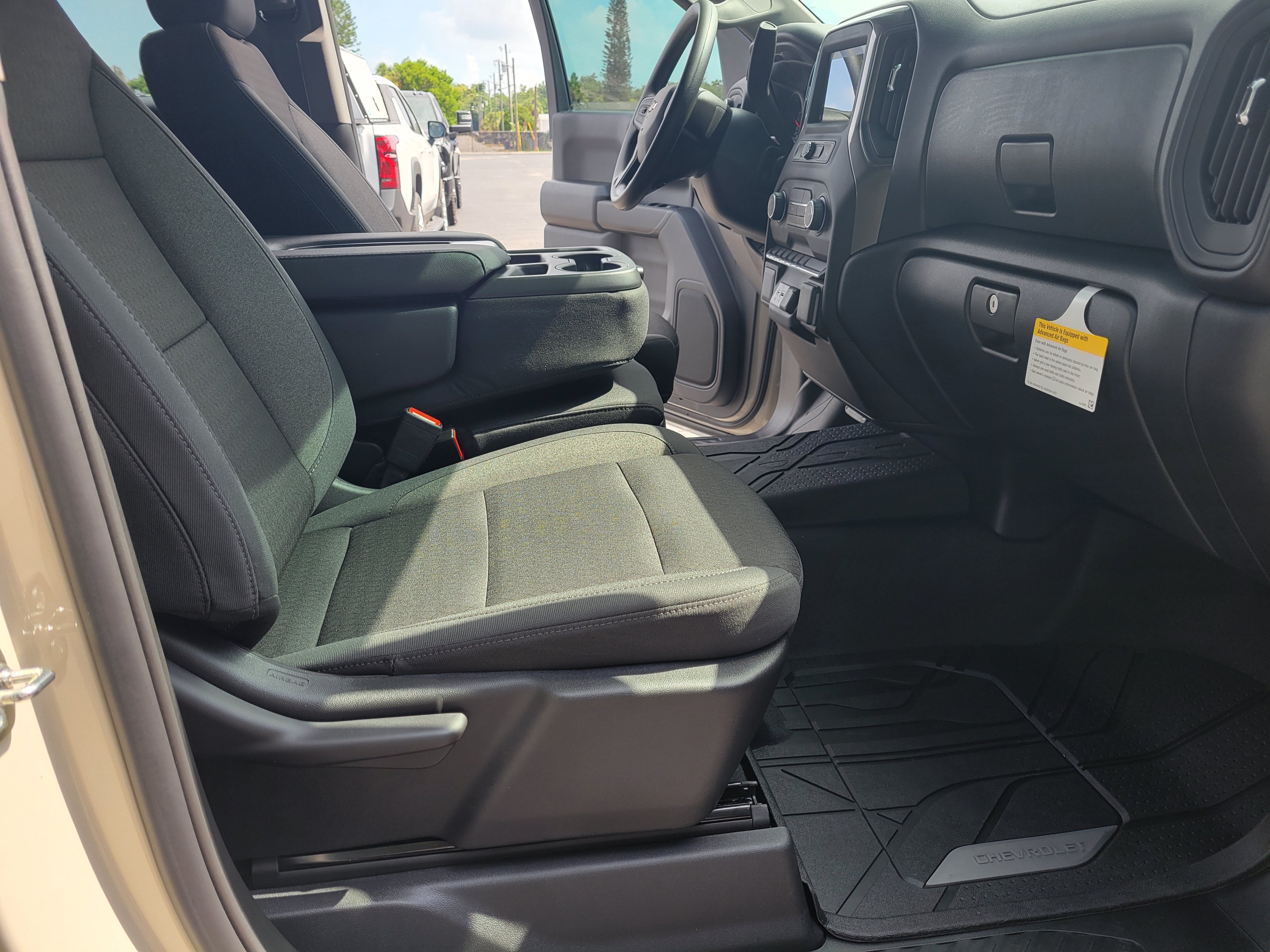 New 2026 Chevrolet Silverado 1500 Custom AWD/4WD image 29