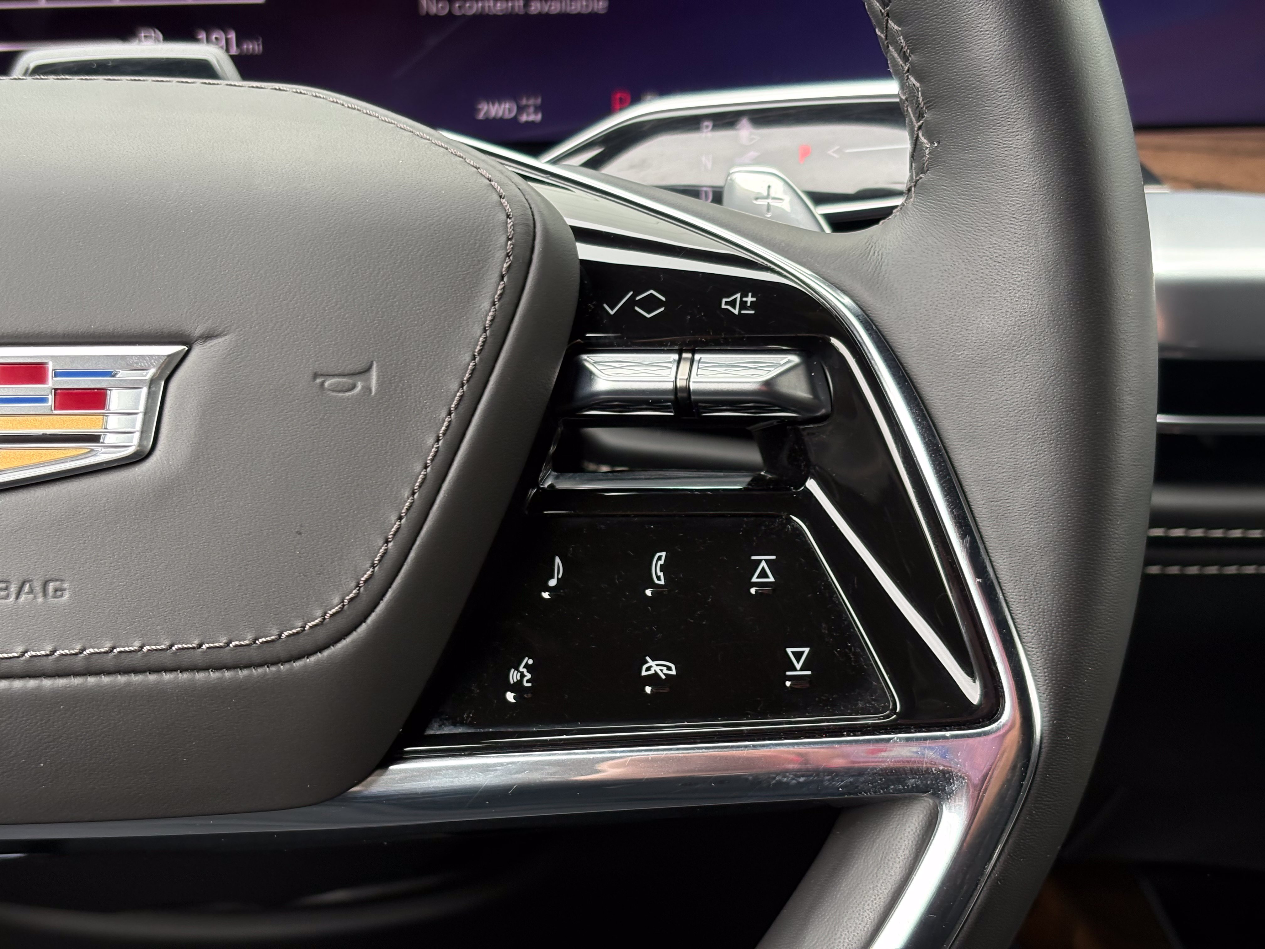 Used 2026 Cadillac Escalade ESV Platinum Luxury w/ LPO, Floor Liner Package AWD/4WD image 22