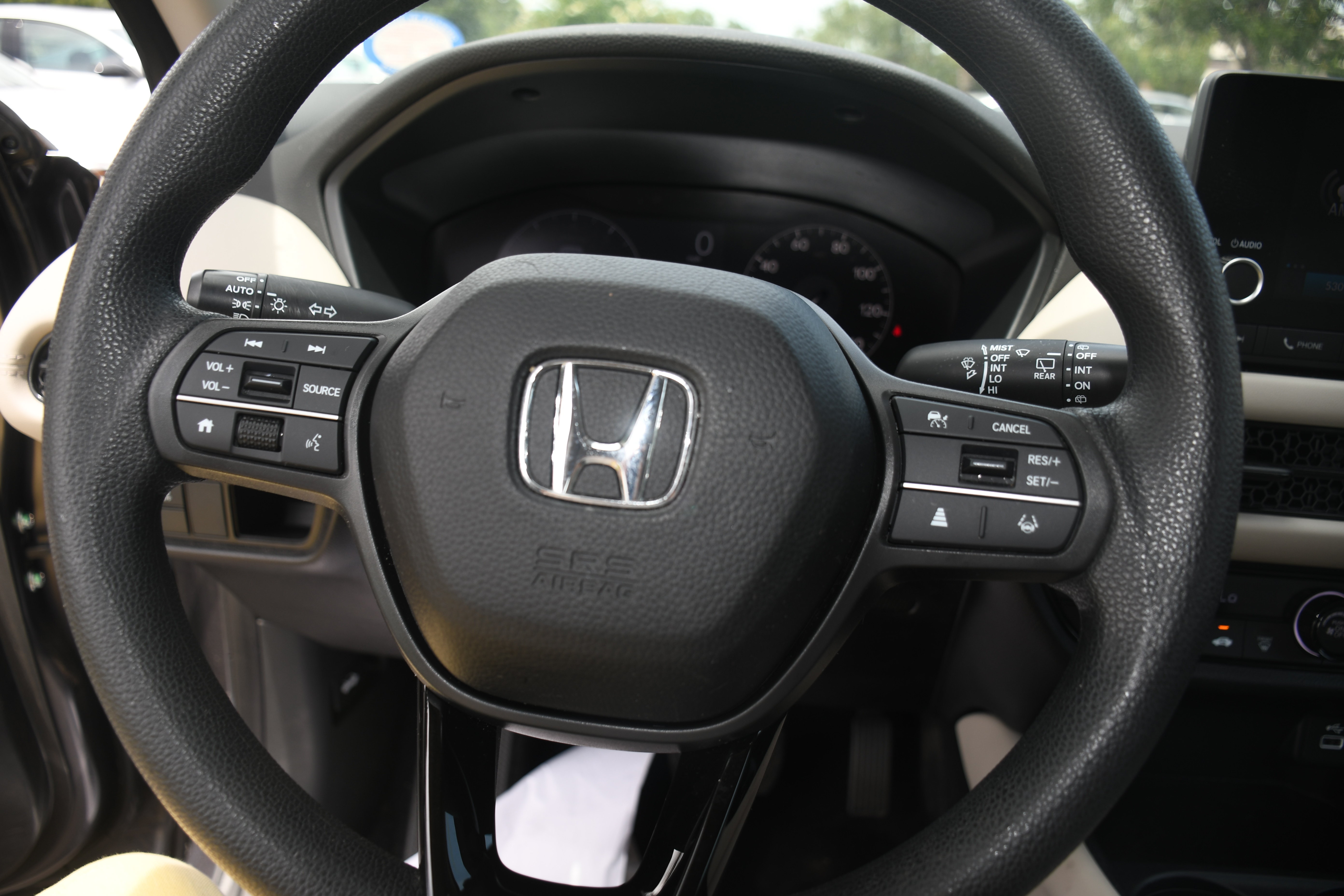 Used 2024 Honda HR-V LX image 12