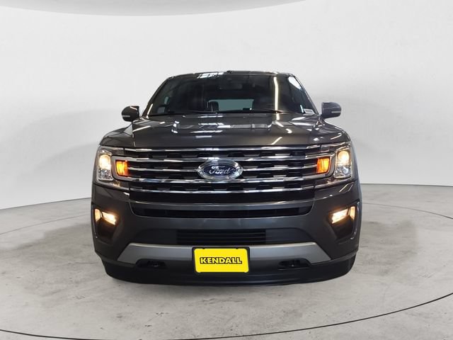 Used 2020 Ford Expedition XLT w/ Equipment Group 202A AWD/4WD image 2