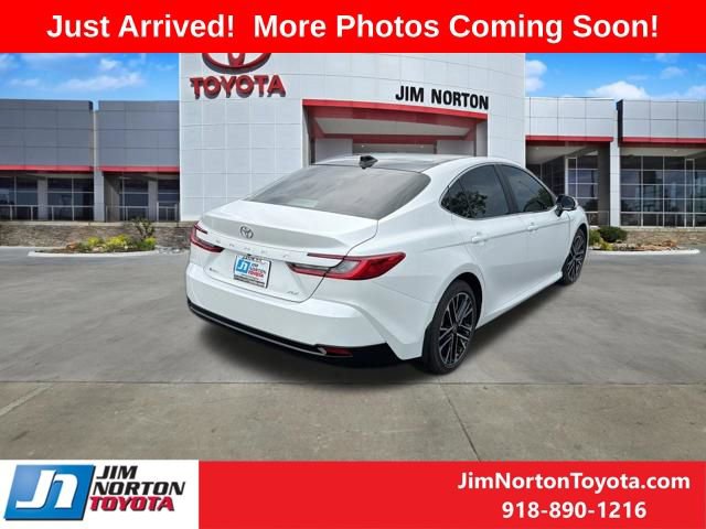 Used 2025 Toyota Camry XLE w/ Premium Plus Package FWD image 7