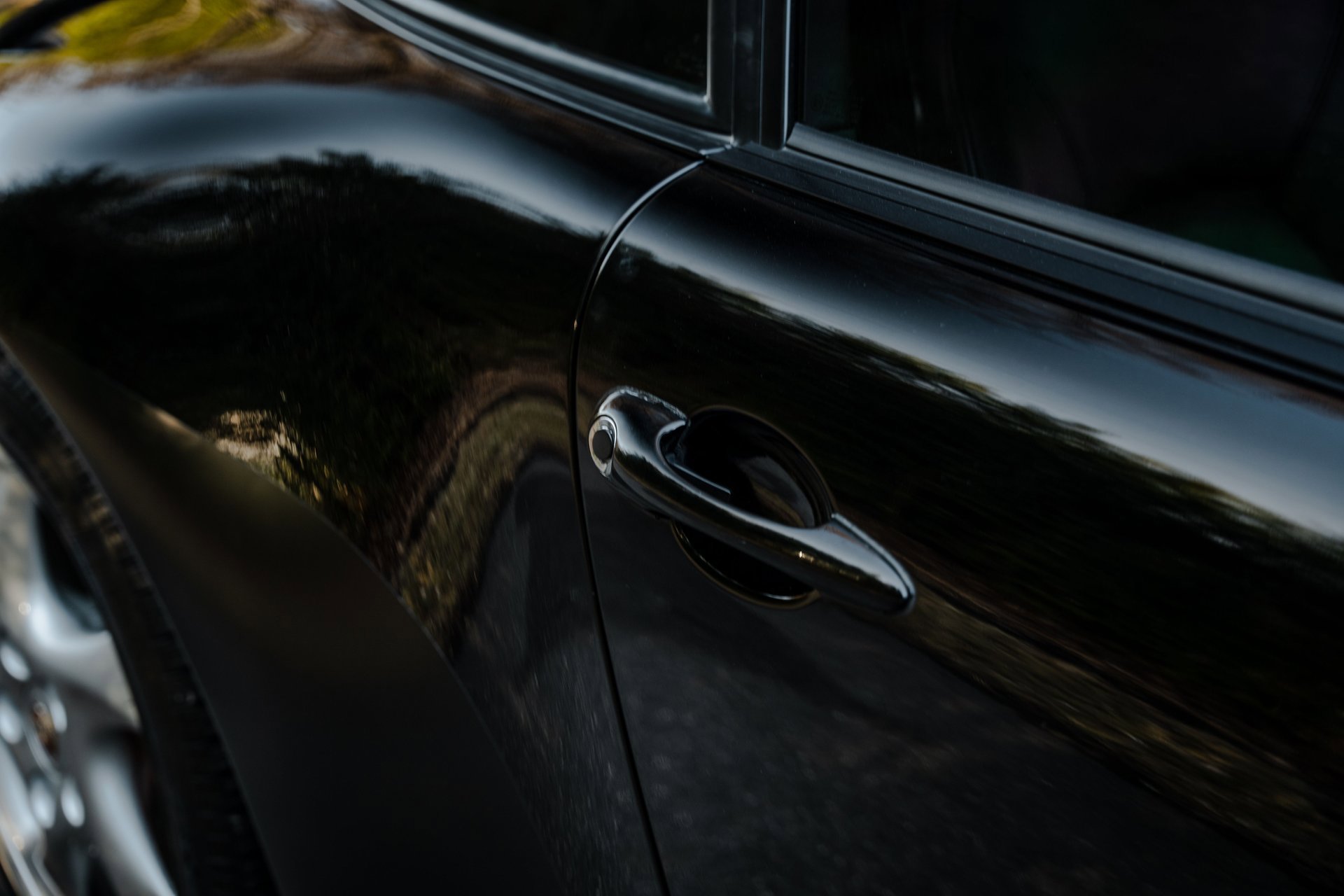 Used 1996 Porsche 911 Turbo image 39