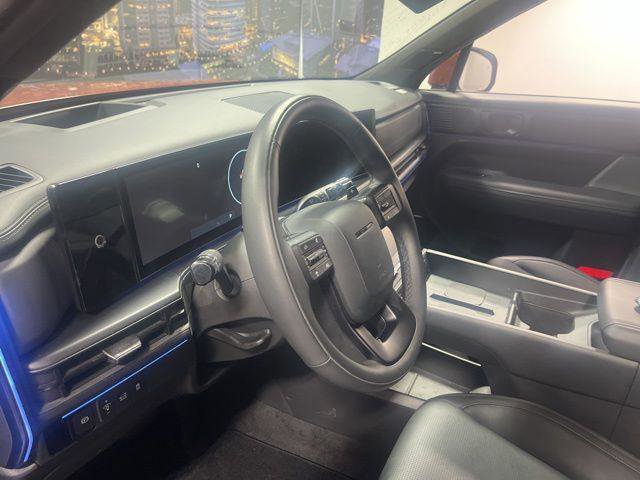 New 2025 Hyundai Santa Fe Calligraphy AWD/4WD image 9
