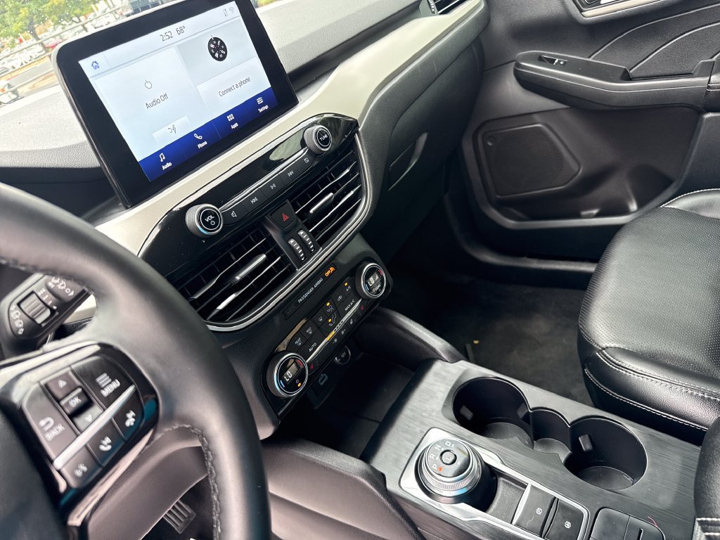 Used 2021 Ford Escape SEL FWD image 18
