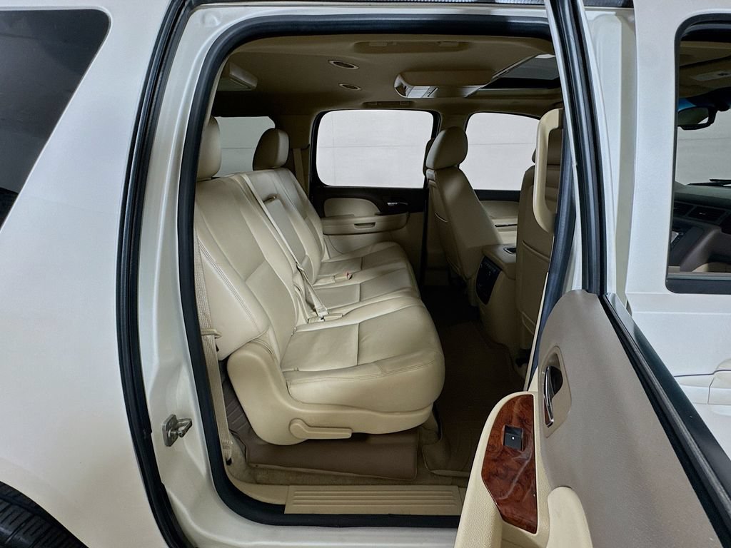 Used 2014 GMC Yukon XL SLT RWD image 26